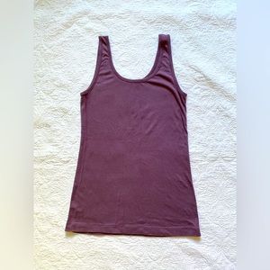 Mossimo light plum tank in size Large